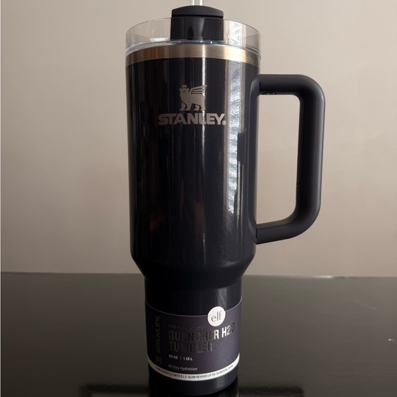 Stanley Other - brand new Stanley Quencher x elf cos H2.0 Tumbler crystal clear 40oz